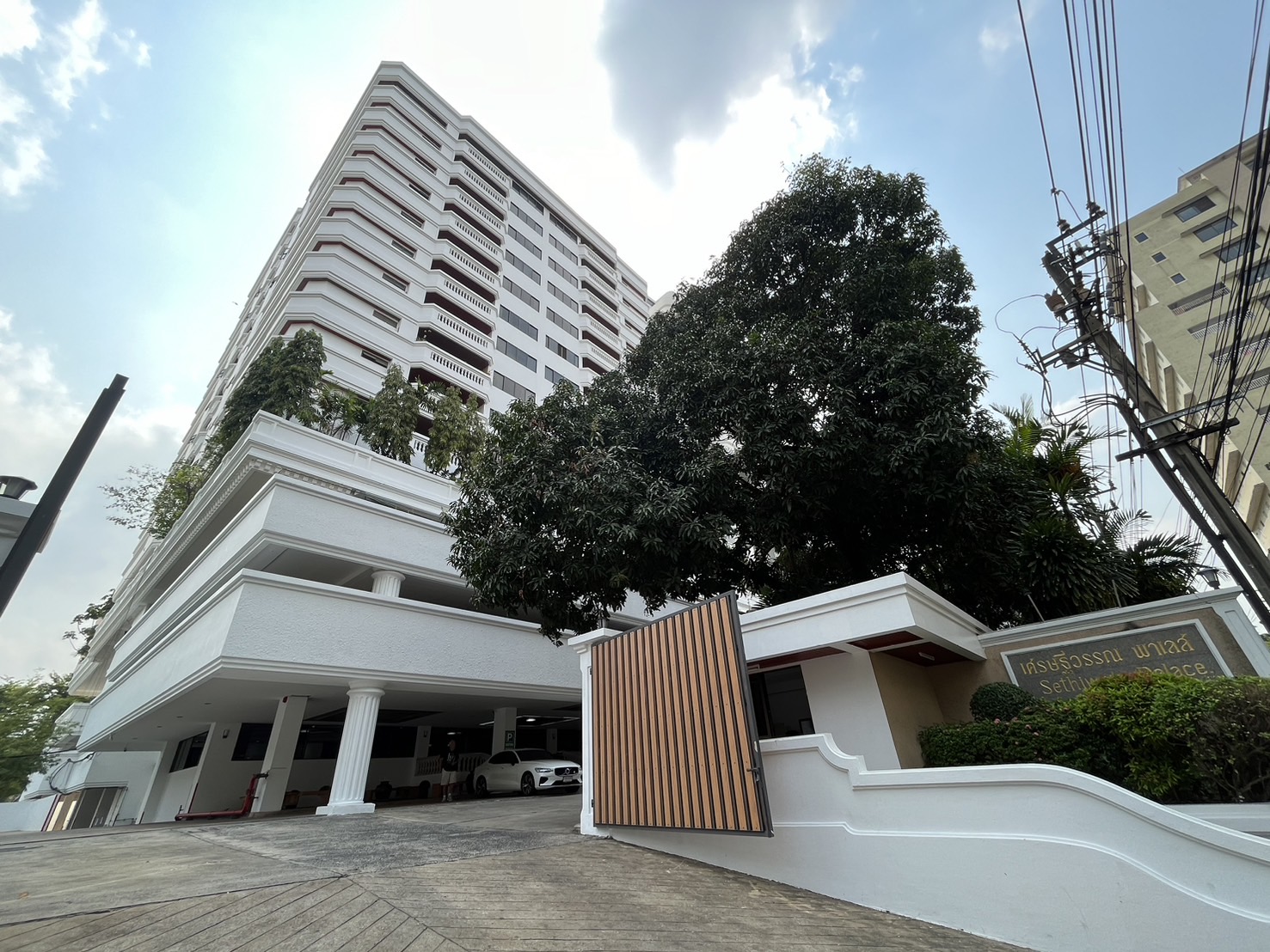 Sethiwan Palace