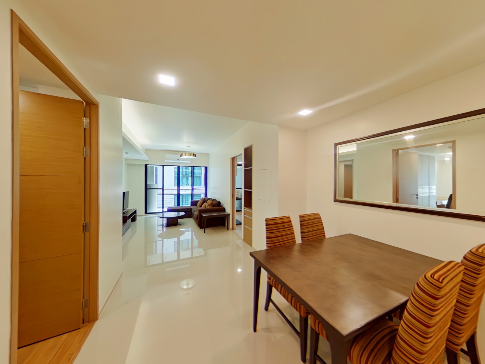 Mela Grande Sukhumvit 25